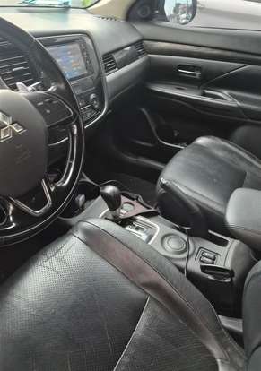 MITSUBISHI-OUTLANDER-2.0 16V GASOLINA 4P AUTOMÁTICO MITSUBISHI-OUTLANDER-2016