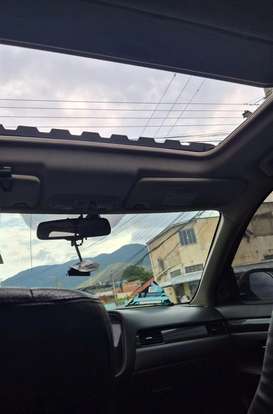 MITSUBISHI-OUTLANDER-2016