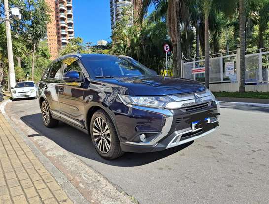 MITSUBISHI-OUTLANDER-2.0 MIVEC GASOLINA HPE AUTOMÁTICO MITSUBISHI-OUTLANDER-2018