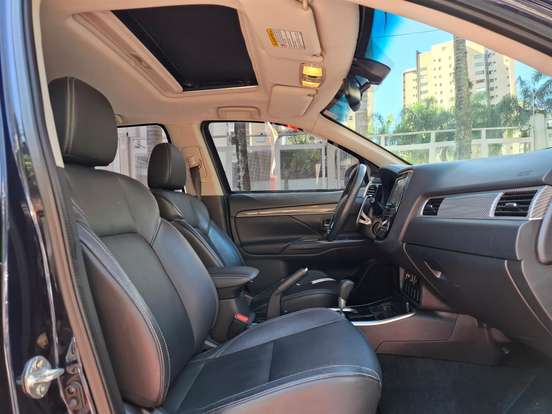 MITSUBISHI-OUTLANDER-2.0 MIVEC GASOLINA HPE AUTOMÁTICO MITSUBISHI-OUTLANDER-2018