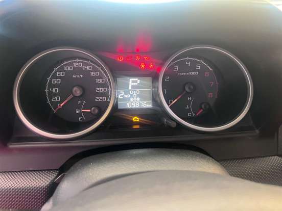MITSUBISHI-PAJERO TR4-2.0 4X4 16V 140CV FLEX 4P AUTOMÁTICO MITSUBISHI-PAJERO TR4-2010