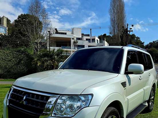MITSUBISHI-PAJERO-3.2 HPE 4X4 7 LUGARES 16V TURBO INTERCOOLER DIESEL 4P AUTOMÁTICO MITSUBISHI-PAJERO-2018