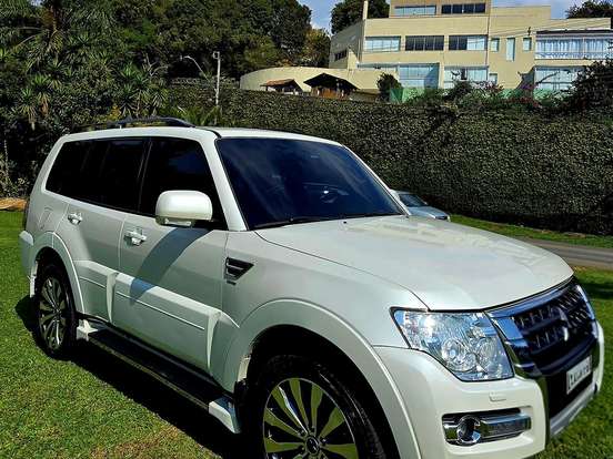 MITSUBISHI-PAJERO-3.2 HPE 4X4 7 LUGARES 16V TURBO INTERCOOLER DIESEL 4P AUTOMÁTICO MITSUBISHI-PAJERO-2018
