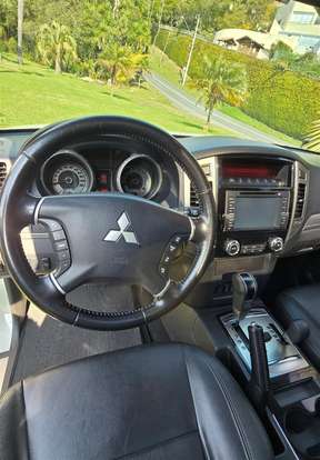 MITSUBISHI-PAJERO-3.2 HPE 4X4 7 LUGARES 16V TURBO INTERCOOLER DIESEL 4P AUTOMÁTICO MITSUBISHI-PAJERO-2018