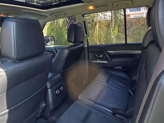 MITSUBISHI-PAJERO-3.2 HPE 4X4 7 LUGARES 16V TURBO INTERCOOLER DIESEL 4P AUTOMÁTICO MITSUBISHI-PAJERO-2018