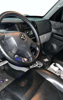MITSUBISHI-PAJERO SPORT-2009