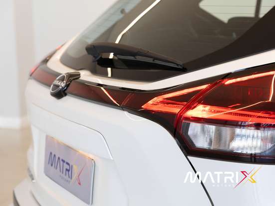 NISSAN-KICKS-2023