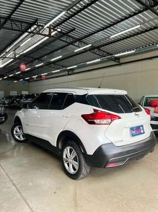 NISSAN-KICKS-2018