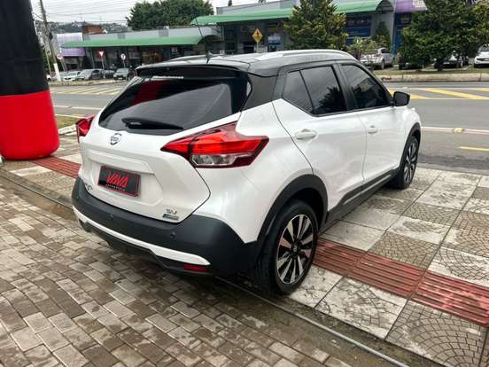 NISSAN-KICKS-1.6 16V FLEXSTART SV 4P XTRONIC NISSAN-KICKS-2017