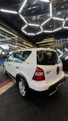 NISSAN-LIVINA-2013