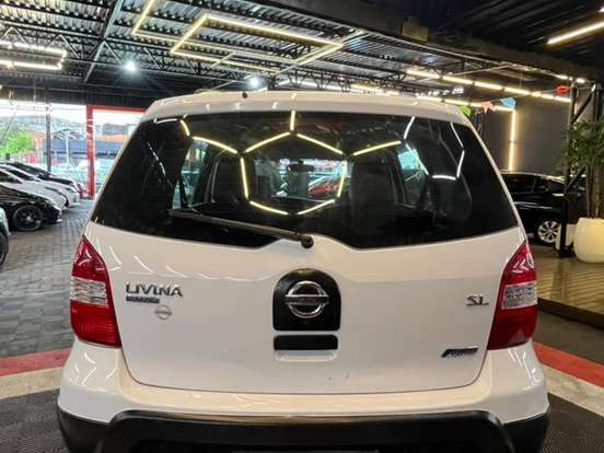 NISSAN-LIVINA-1.8 SL X-GEAR 16V FLEX 4P AUTOMÁTICO NISSAN-LIVINA-2013