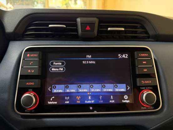 NISSAN-VERSA-2024