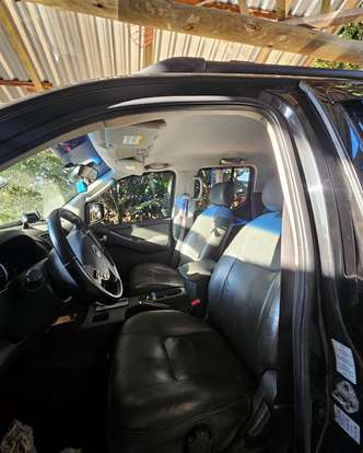 NISSAN-FRONTIER-2.5 SL 4X4 CD TURBO ELETRONIC DIESEL 4P AUTOMÁTICO NISSAN-FRONTIER-2015