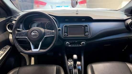 NISSAN-KICKS-2020