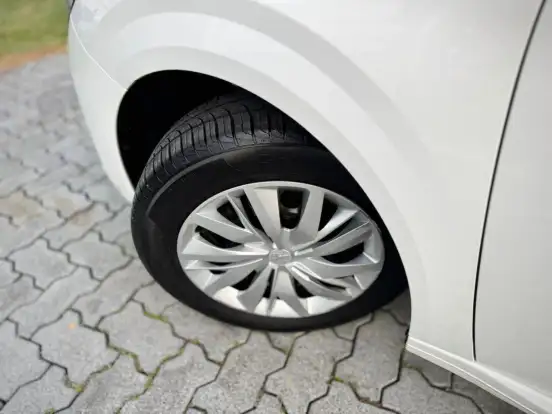 PEUGEOT-208-1.0 FIREFLY FLEX LIKE MANUAL PEUGEOT-208-2023