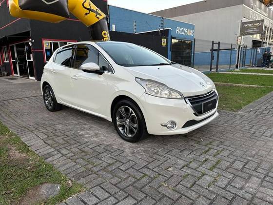 PEUGEOT 208 1.6 GRIFFE 16V FLEX 4P AUTOMÁTICO