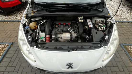 PEUGEOT-308-2012