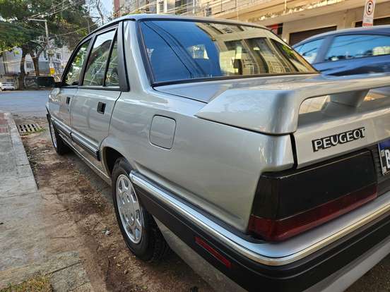 PEUGEOT-505-2.0 SRI SEDAN 8V GASOLINA 4P MANUAL PEUGEOT-505-1992