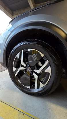 PEUGEOT-2008-1.0 TURBO 200 FLEX ALLURE CVT PEUGEOT-2008-2024