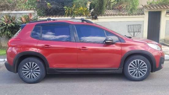 PEUGEOT-2008-2019