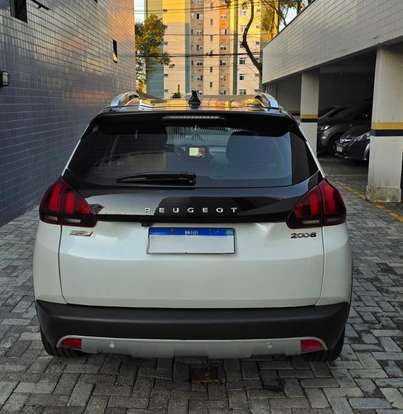 PEUGEOT-2008-2022