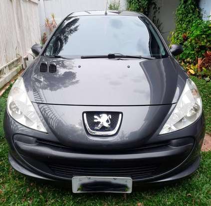 PEUGEOT-207-2009