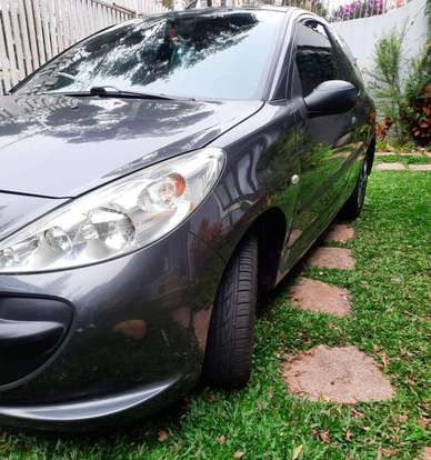 PEUGEOT-207-2009