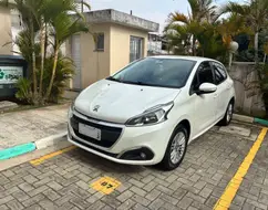 PEUGEOT 208 1.6 ACTIVE PACK 16V FLEX 4P AUTOMÁTICO PEUGEOT 208 1.6 ACTIVE PACK 16V FLEX 4P AUTOMÁTICO