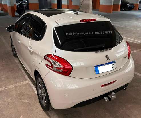 PEUGEOT-208-2014