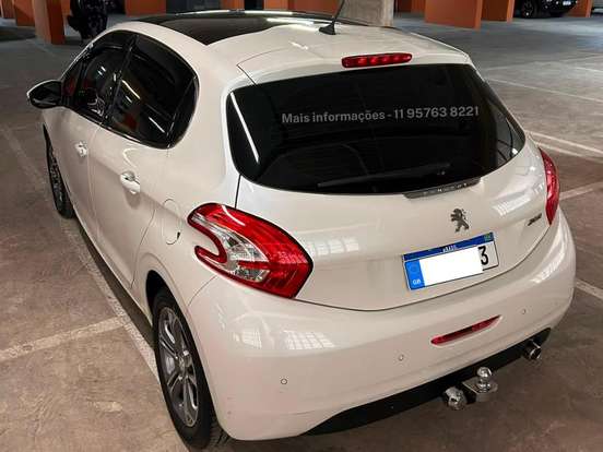 PEUGEOT-208-1.6 GRIFFE 16V FLEX 4P AUTOMÁTICO PEUGEOT-208-2014