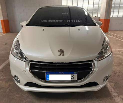 PEUGEOT-208-2014