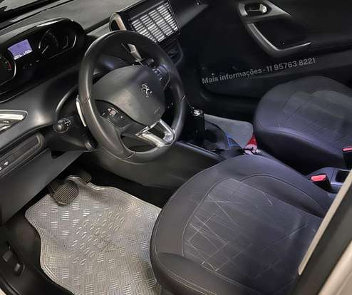 PEUGEOT-208-2014