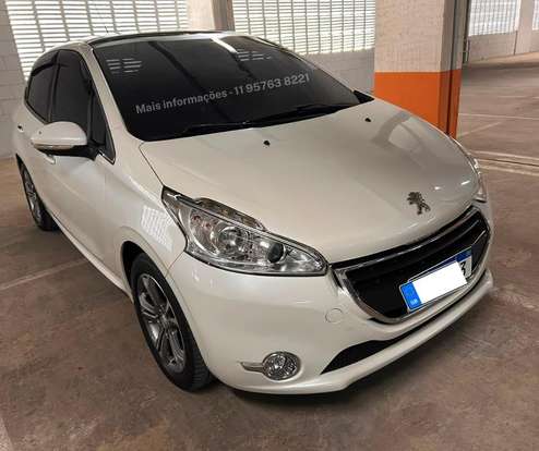 PEUGEOT-208-2014