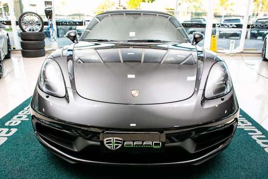 PORSCHE-718-2024