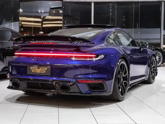 PORSCHE-911-2024