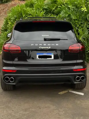 PORSCHE-CAYENNE-2017