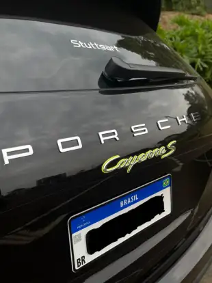 PORSCHE-CAYENNE-2017
