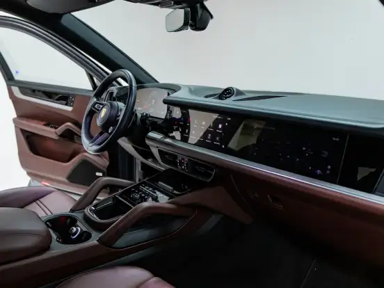 PORSCHE-CAYENNE-2024
