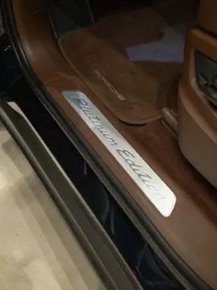 PORSCHE-CAYENNE-2022
