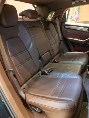 PORSCHE-CAYENNE-2022