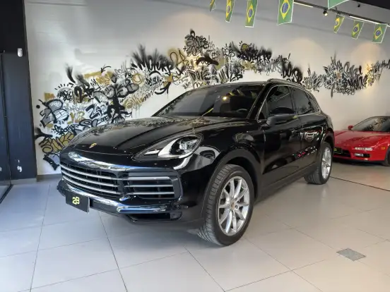 PORSCHE-CAYENNE-2018