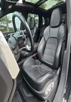 PORSCHE-CAYENNE-2017