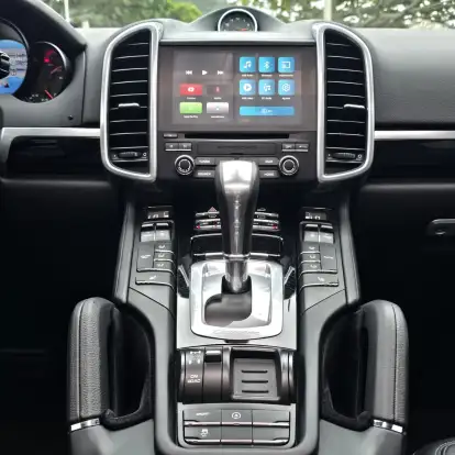PORSCHE-CAYENNE-2017