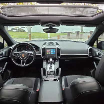 PORSCHE-CAYENNE-2017