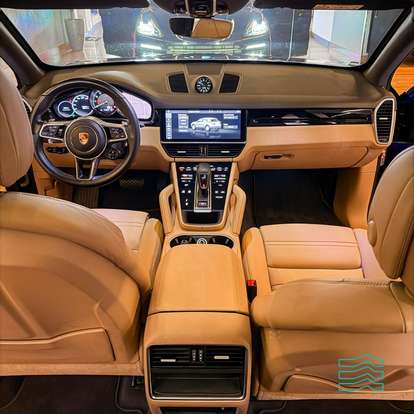 PORSCHE-CAYENNE-2019