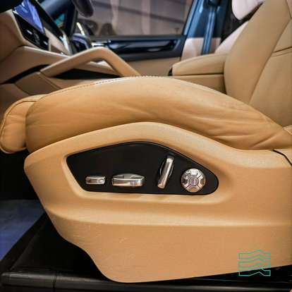 PORSCHE-CAYENNE-2019