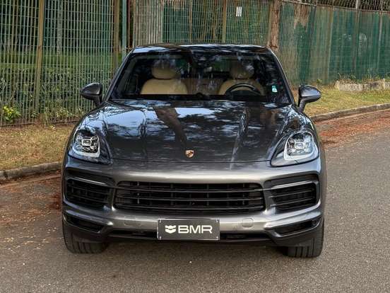PORSCHE-CAYENNE-2019