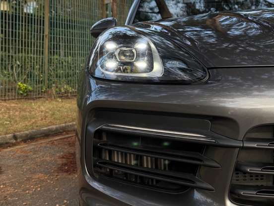 PORSCHE-CAYENNE-2019