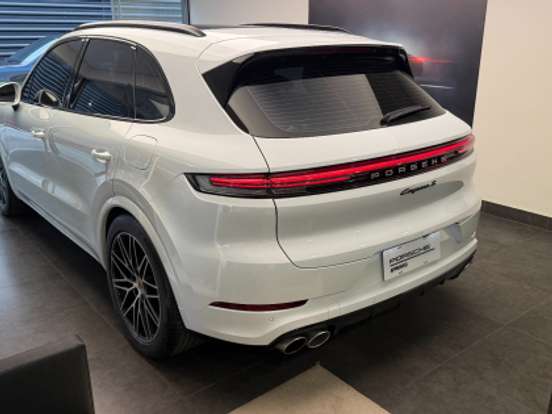 PORSCHE-CAYENNE-3.0 V6 S E-HYBRID AWD TIPTRONIC S PORSCHE-CAYENNE-2024