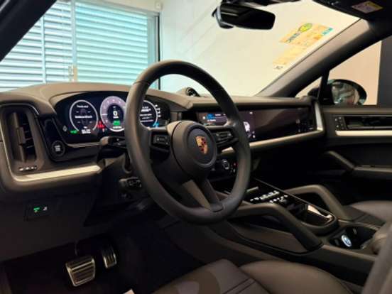 PORSCHE-CAYENNE-3.0 V6 S E-HYBRID COUPÉ AWD TIPTRONIC S PORSCHE-CAYENNE-2025